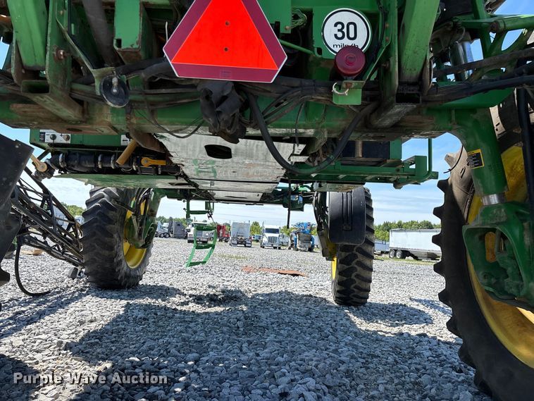 image for item YA3888 2009 John Deere 4730 sprayer