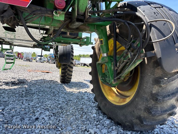 image for item YA3888 2009 John Deere 4730 sprayer