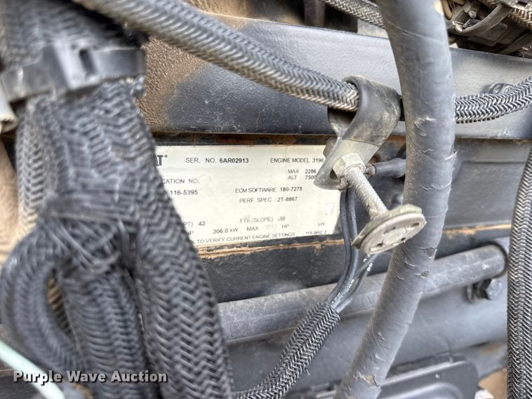 image for item YA3980 2002 Caterpillar Challenger 95E tractor