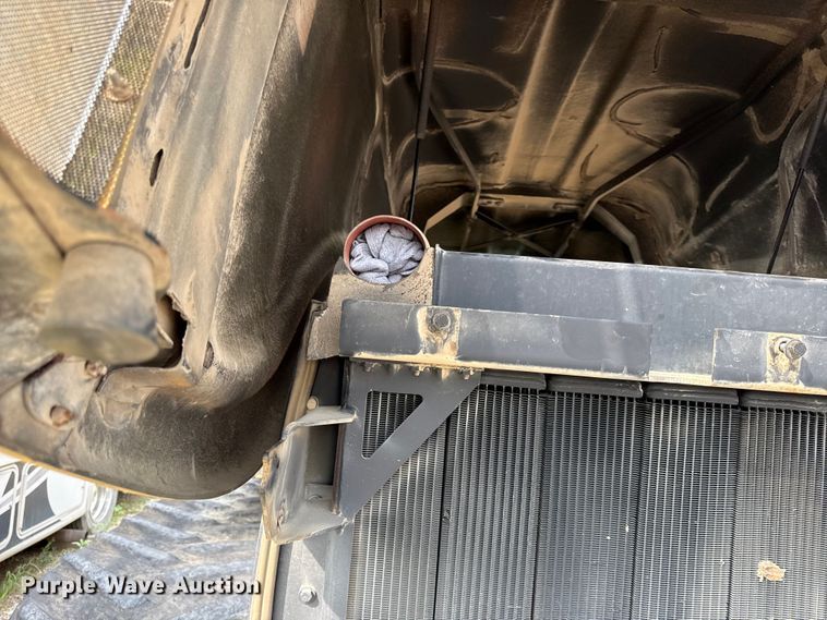 image for item YA3980 2002 Caterpillar Challenger 95E tractor