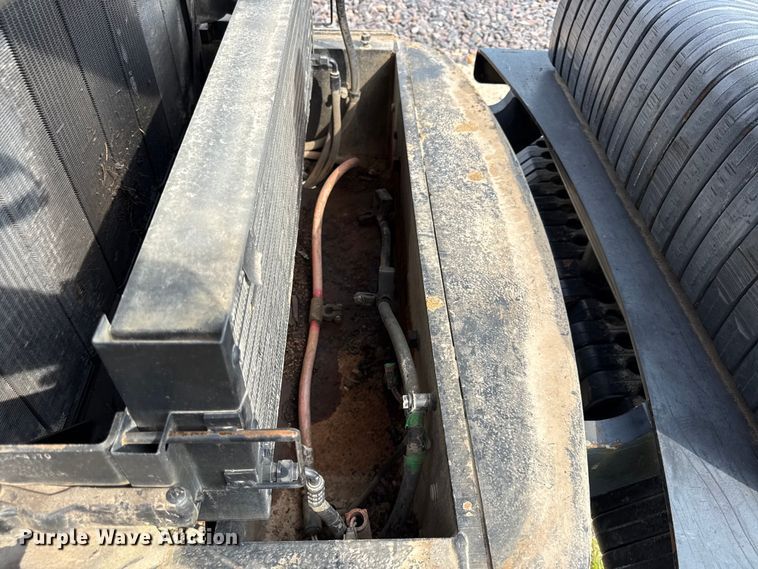 image for item YA3980 2002 Caterpillar Challenger 95E tractor