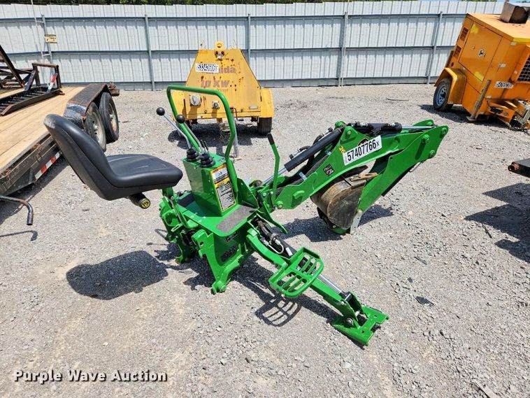 image for item YA4069 2022 John Deere 260B backhoe attachment