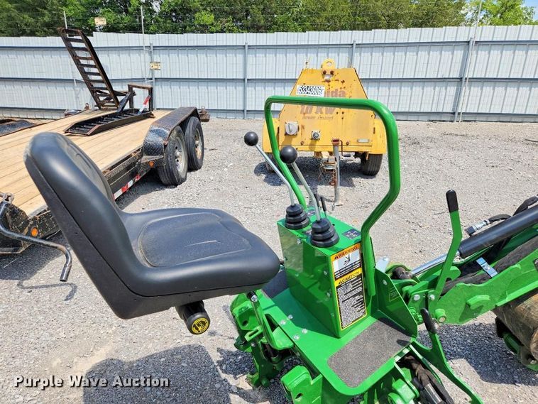 image for item YA4069 2022 John Deere 260B backhoe attachment