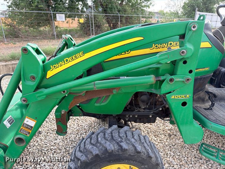 image for item YA4083 2012 John Deere 4520 MFWD tractor