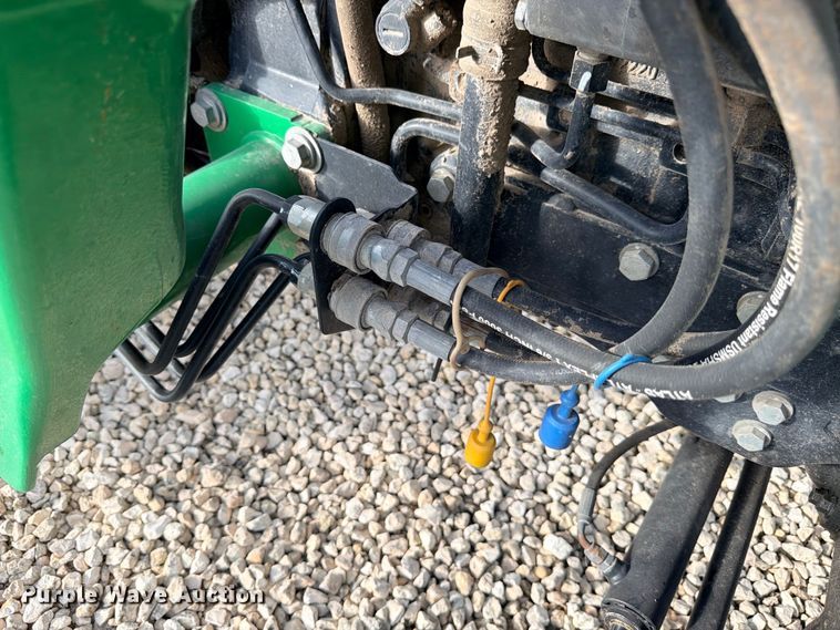 image for item YA4083 2012 John Deere 4520 MFWD tractor