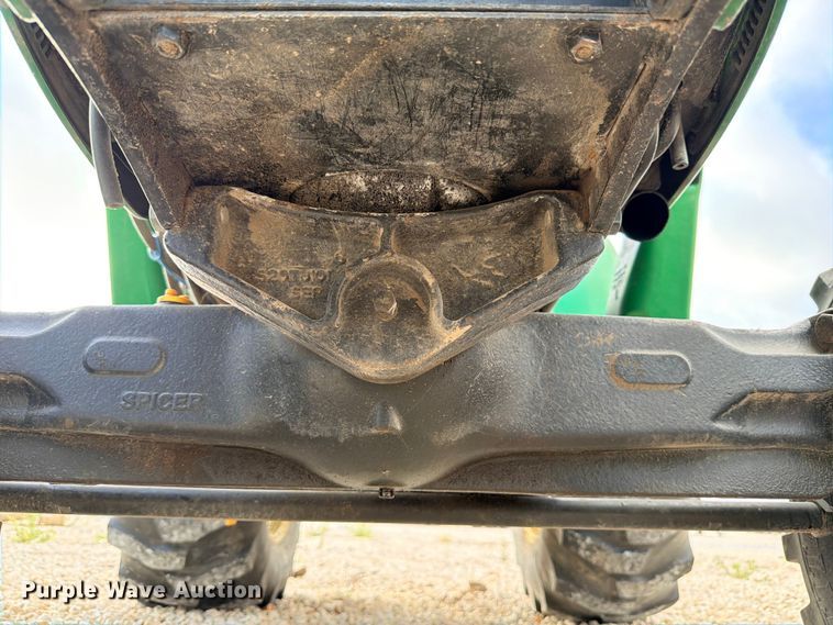 image for item YA4083 2012 John Deere 4520 MFWD tractor