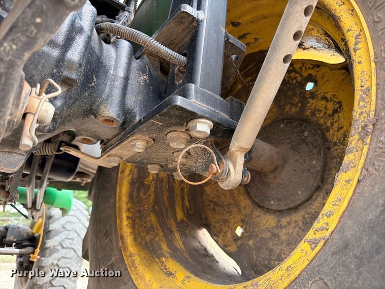 image for item YA4083 2012 John Deere 4520 MFWD tractor