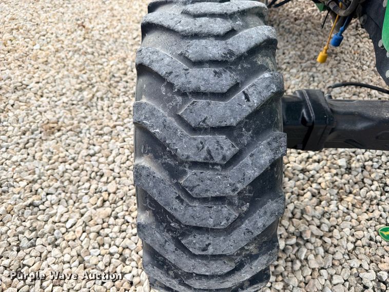 image for item YA4083 2012 John Deere 4520 MFWD tractor