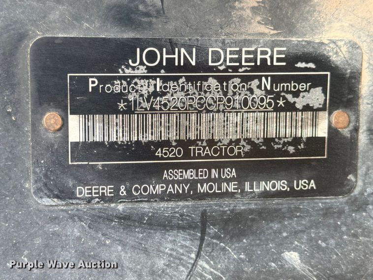 image for item YA4083 2012 John Deere 4520 MFWD tractor