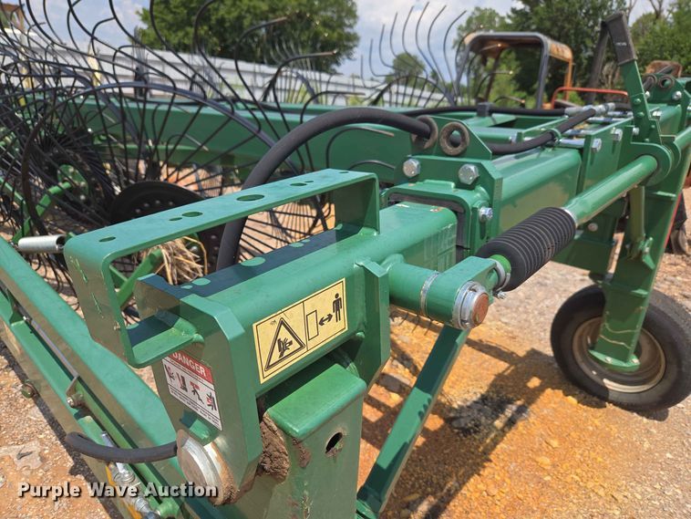 image for item YA4124 2021 Sitrex MKE/16 hay rake