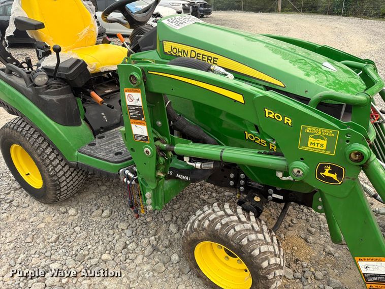 image for item YA4178 2025 John Deere 1025R MFWD tractor