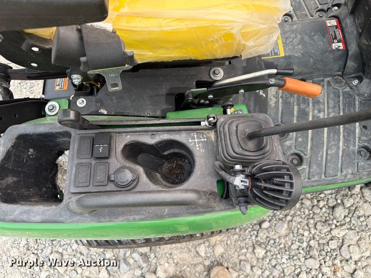 image for item YA4178 2025 John Deere 1025R MFWD tractor