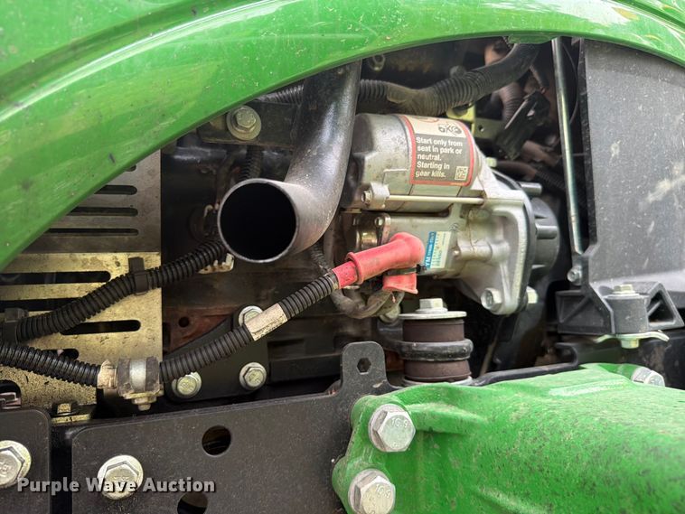image for item YA4178 2025 John Deere 1025R MFWD tractor