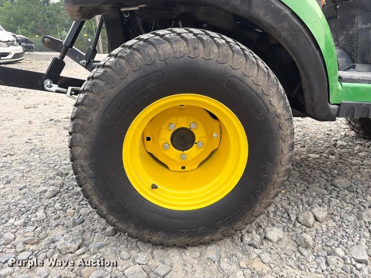 image for item YA4178 2025 John Deere 1025R MFWD tractor
