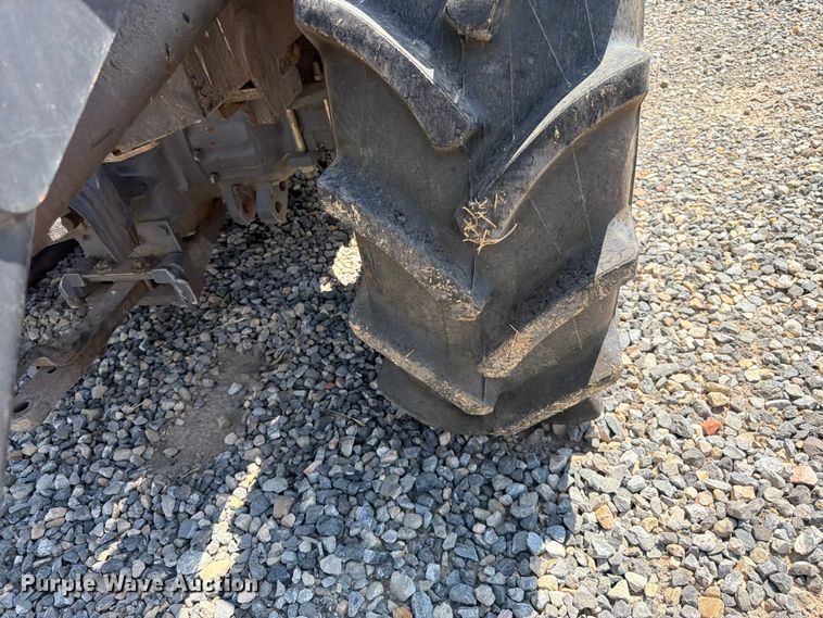 image for item YA4187 1999 New Holland TV140 MFWD bi-directional tractor