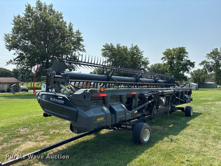2022 Gleaner 9330 flex draper head