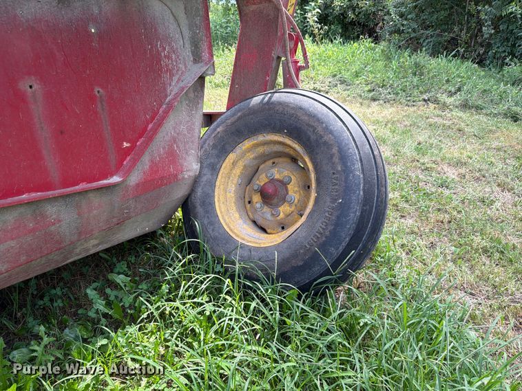 image for item YA4270 2017 New Holland 316RDB disc mower