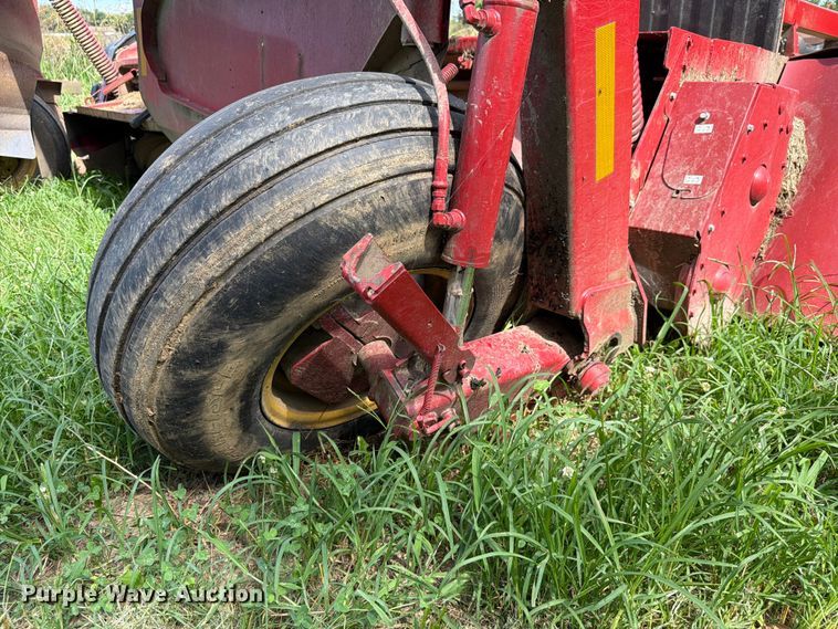 image for item YA4270 2017 New Holland 316RDB disc mower