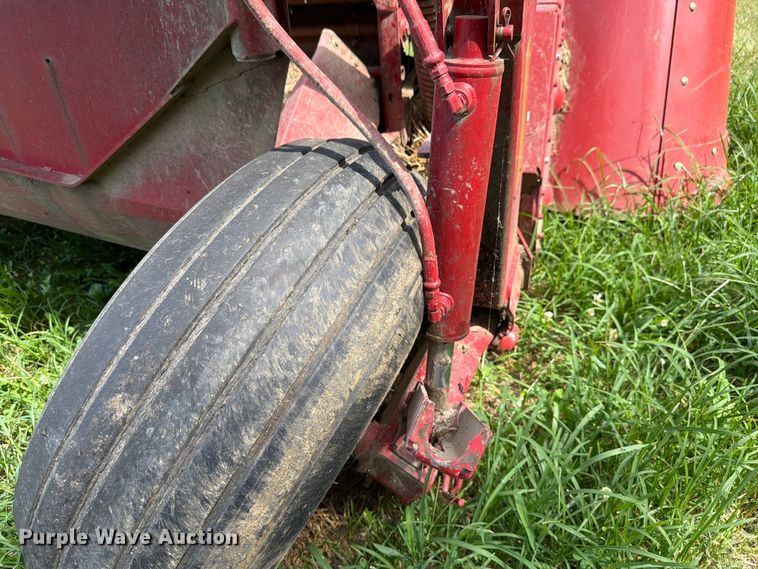 image for item YA4270 2017 New Holland 316RDB disc mower