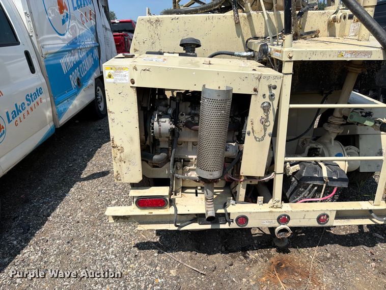 image for item YA4351 1991 Finn T90 hydroseeder