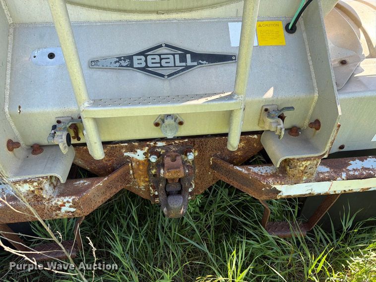 image for item DQ0075 1996 Beall BAST-30-2-SB tank trailer
