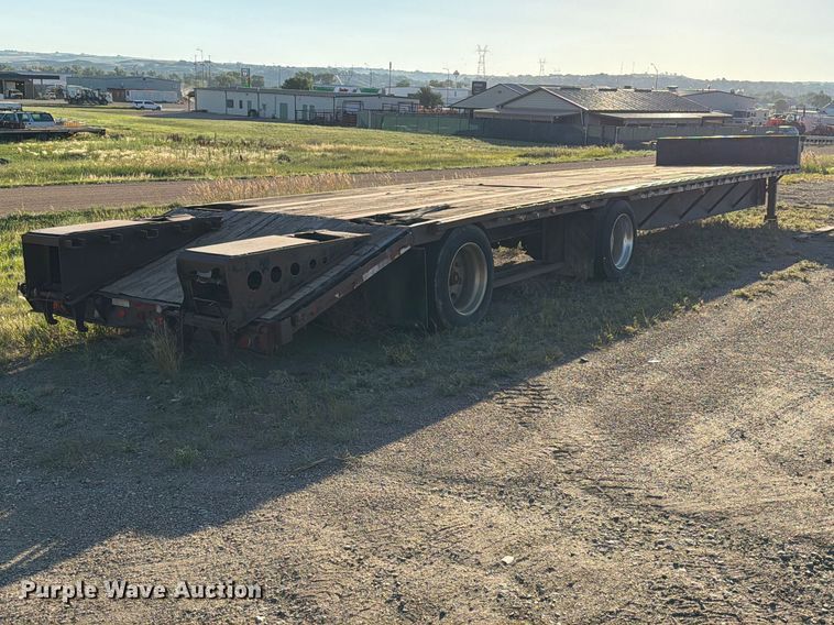 image for item DQ0080 1998 JET Drop deck drop deck equipment trailer