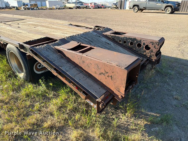 image for item DQ0080 1998 JET Drop deck drop deck equipment trailer