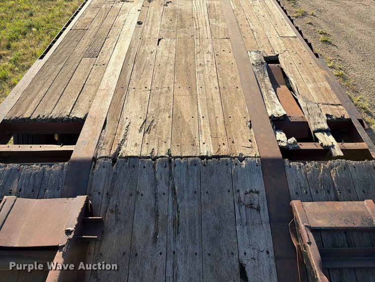 image for item DQ0080 1998 JET Drop deck drop deck equipment trailer