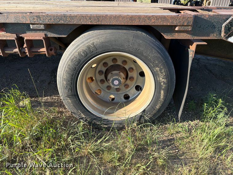 image for item DQ0080 1998 JET Drop deck drop deck equipment trailer