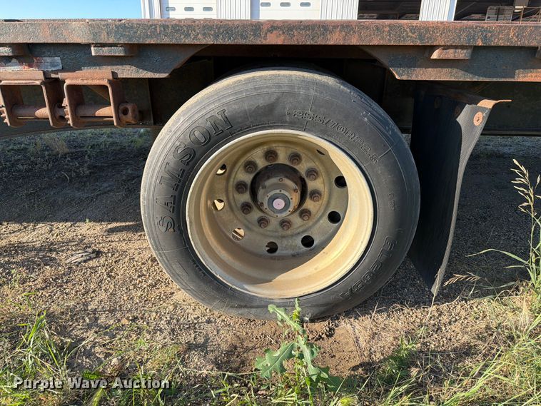 image for item DQ0080 1998 JET Drop deck drop deck equipment trailer