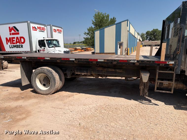 image for item DQ0082 2020 Freightliner Business Class M2 flatbed truck