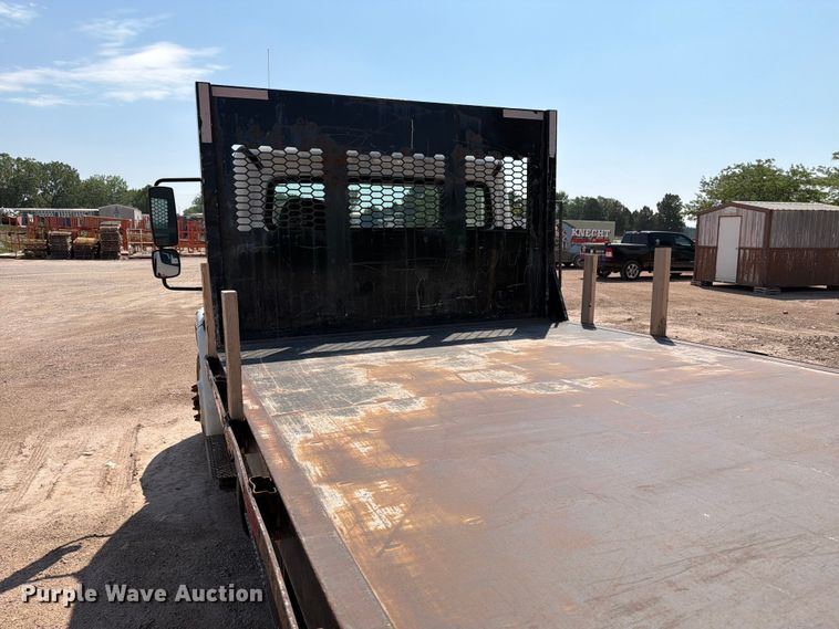 image for item DQ0082 2020 Freightliner Business Class M2 flatbed truck