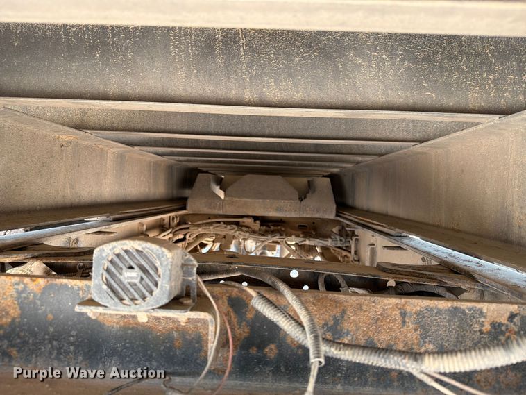 image for item DQ0082 2020 Freightliner Business Class M2 flatbed truck