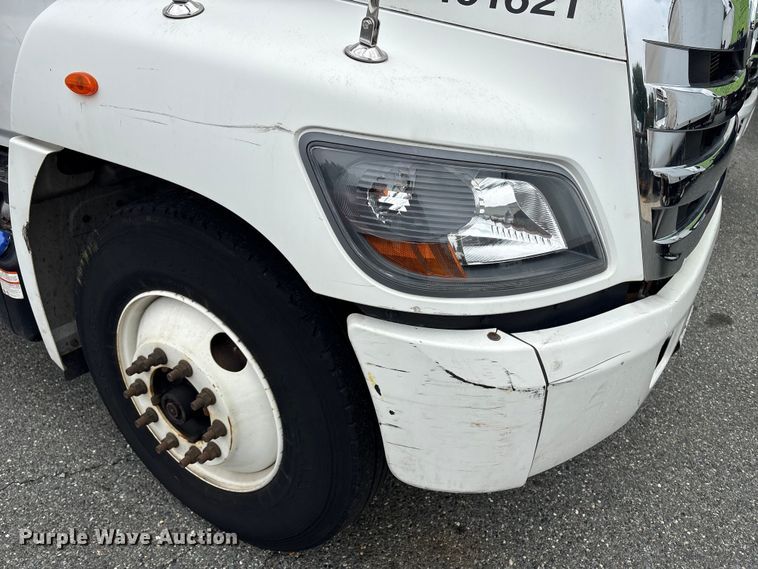 image for item DT2912 2016 Hino 268 refrigerated truck