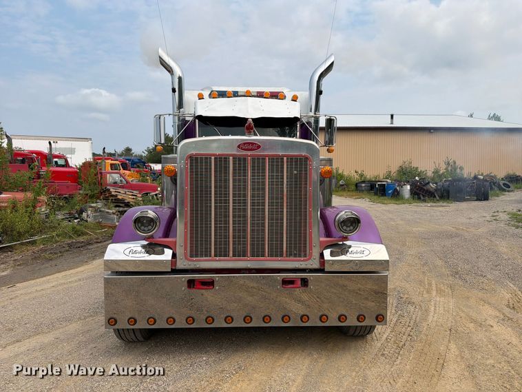 image for item DV2053 1980 Peterbilt 359 truck cab and chassis