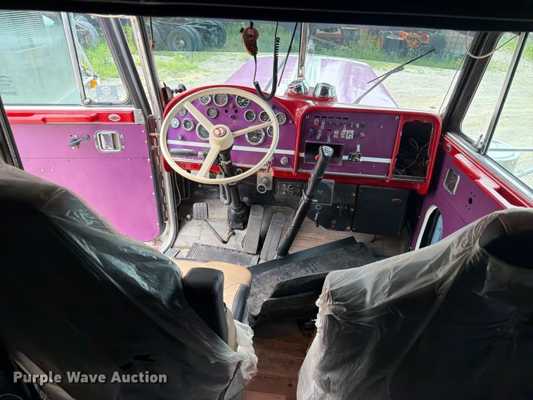 image for item DV2053 1980 Peterbilt 359 truck cab and chassis