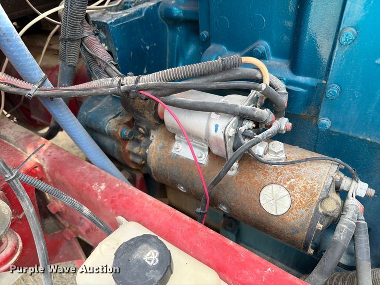 image for item DV2053 1980 Peterbilt 359 truck cab and chassis