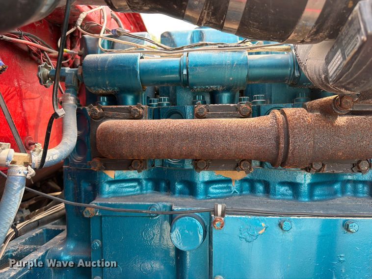 image for item DV2053 1980 Peterbilt 359 truck cab and chassis