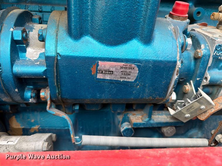 image for item DV2053 1980 Peterbilt 359 truck cab and chassis