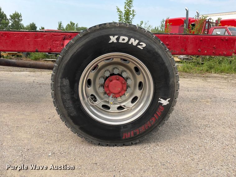image for item DV2053 1980 Peterbilt 359 truck cab and chassis