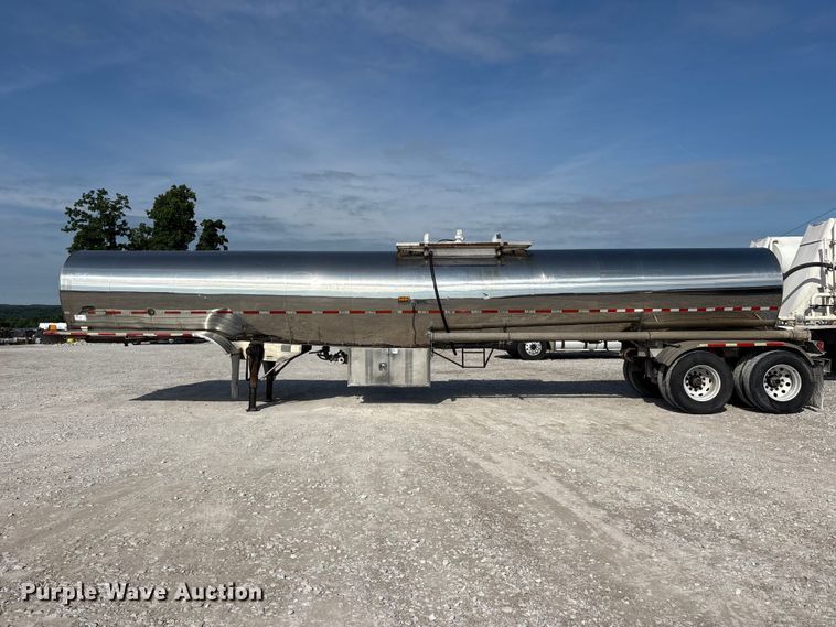 image for item DV4392 1992 Polar Tank Trailer, Inc. tank trailer
