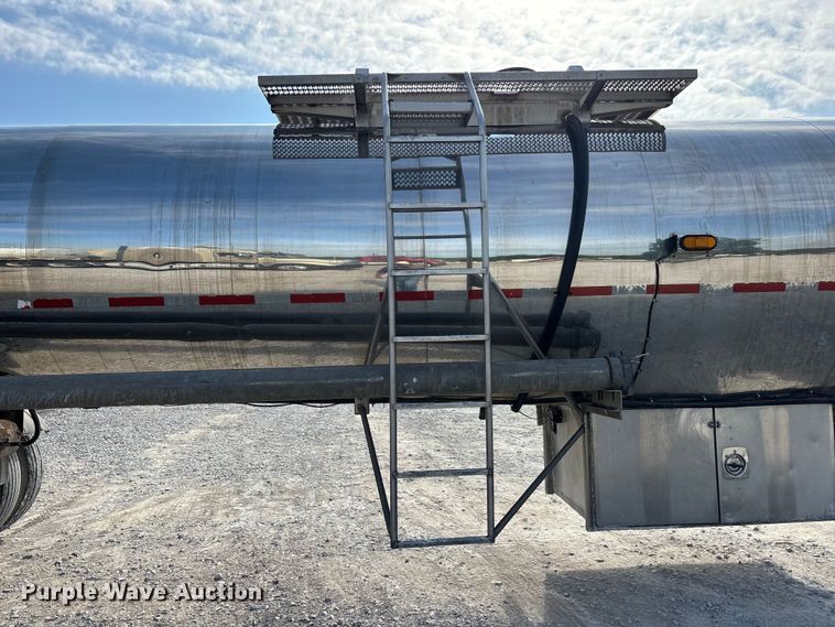 image for item DV4392 1992 Polar Tank Trailer, Inc. tank trailer