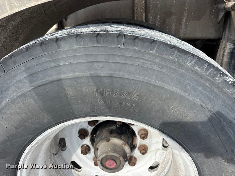 image for item DV4392 1992 Polar Tank Trailer, Inc. tank trailer
