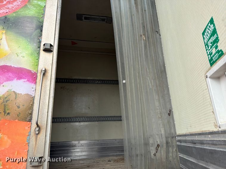 image for item DV8514 2015 Kidron 15P00340 refrigerated van trailer