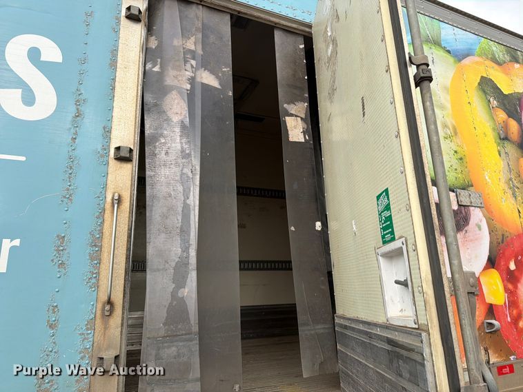 image for item DV8514 2015 Kidron 15P00340 refrigerated van trailer