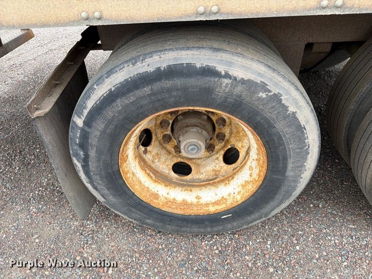 image for item DV8514 2015 Kidron 15P00340 refrigerated van trailer