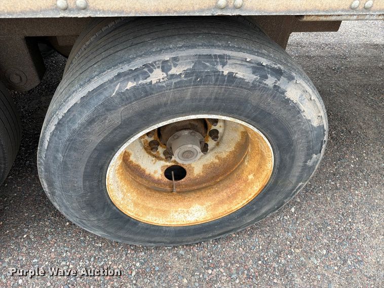 image for item DV8514 2015 Kidron 15P00340 refrigerated van trailer