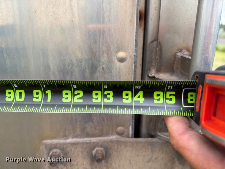 image for item DV8515 2015 Kidron 15P00339 refrigerated van trailer