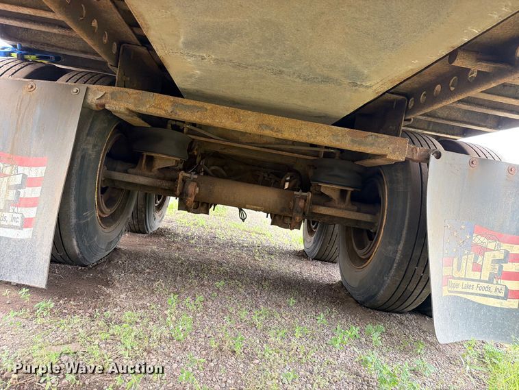 image for item DV8515 2015 Kidron 15P00339 refrigerated van trailer