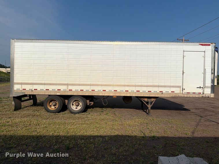 image for item DV8519 1984 Great Dane Trailers refrigerated van trailer